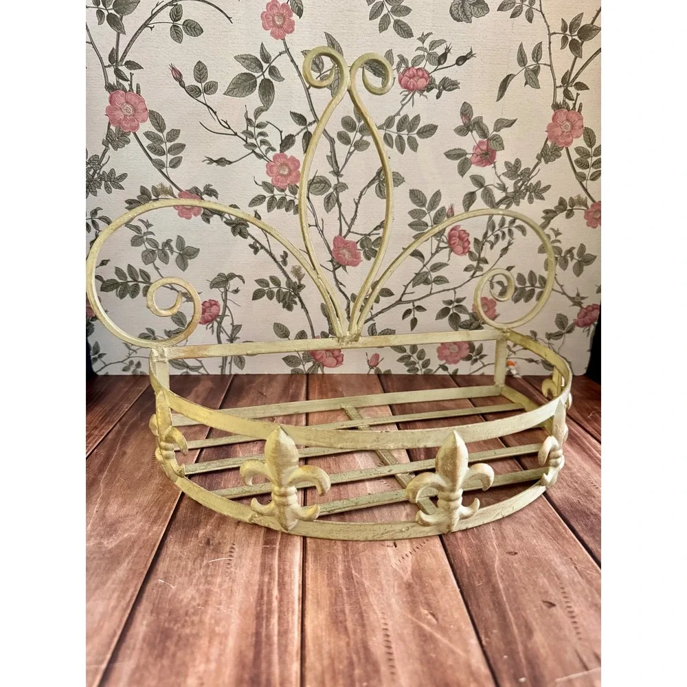 Vintage Cream Metal Fleur De Lis Wire Basket Shelf French Country Wall Decor